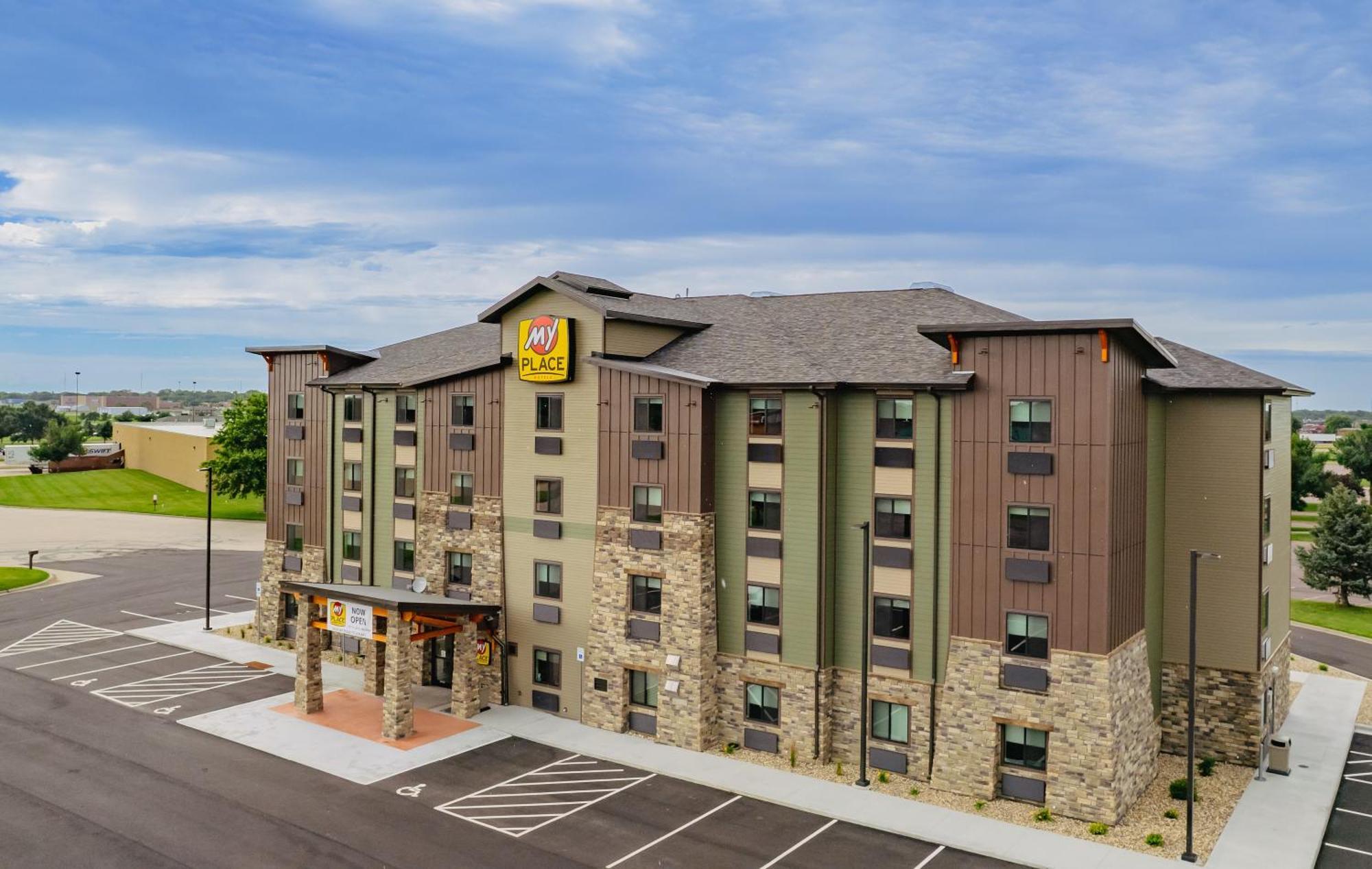 My Place Hotel-Mitchell Sd Esterno foto